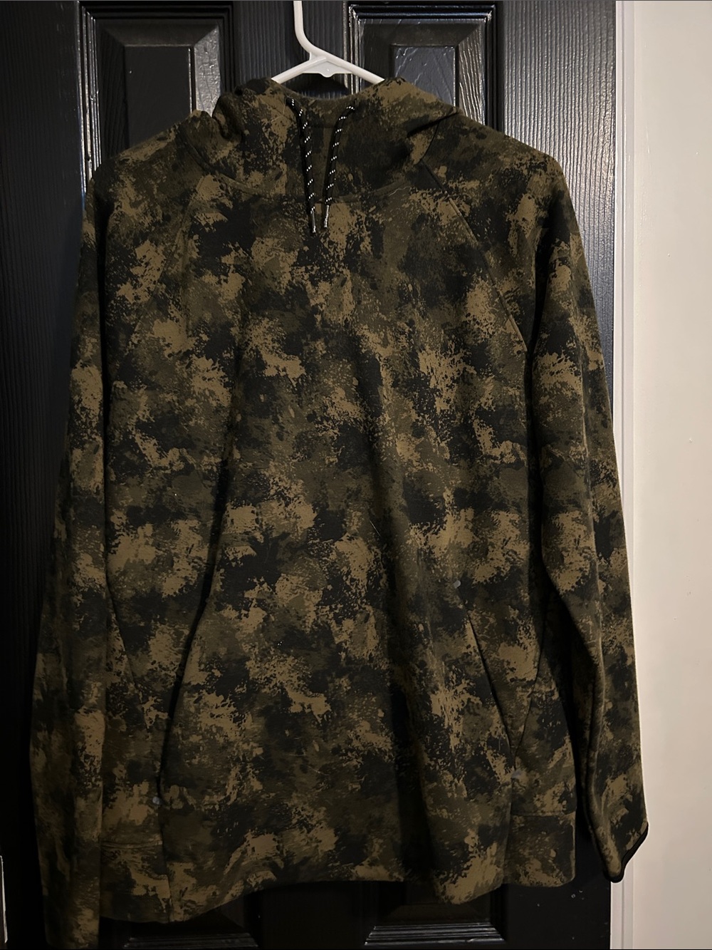 Men's Old Navy Olive Green Camo Hooded Jacket